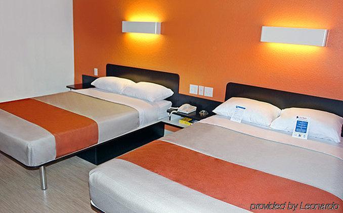 Motel 6 Boston South - Braintree Exterior foto